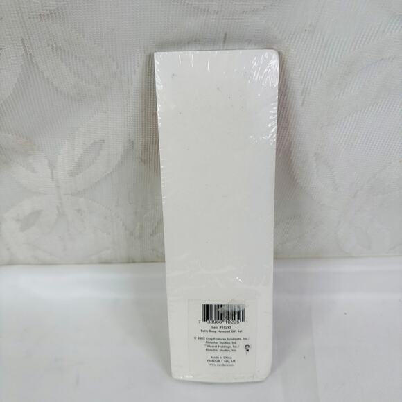 5 for $25| 2002 Betty Boop magnetic notepad, pencil, magnet & gift card gift set - Picture 2 of 5